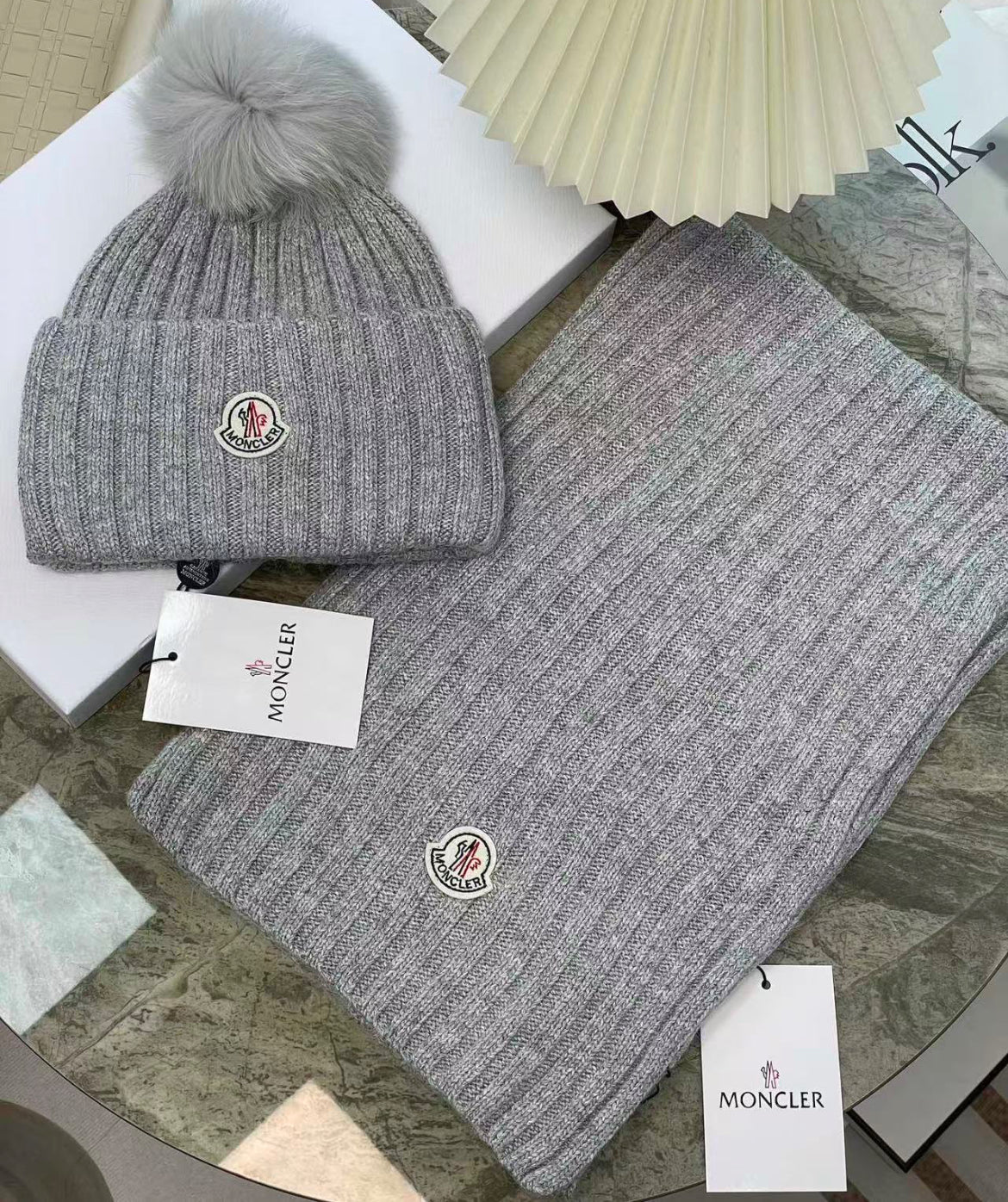 Moncler hat / scarf set