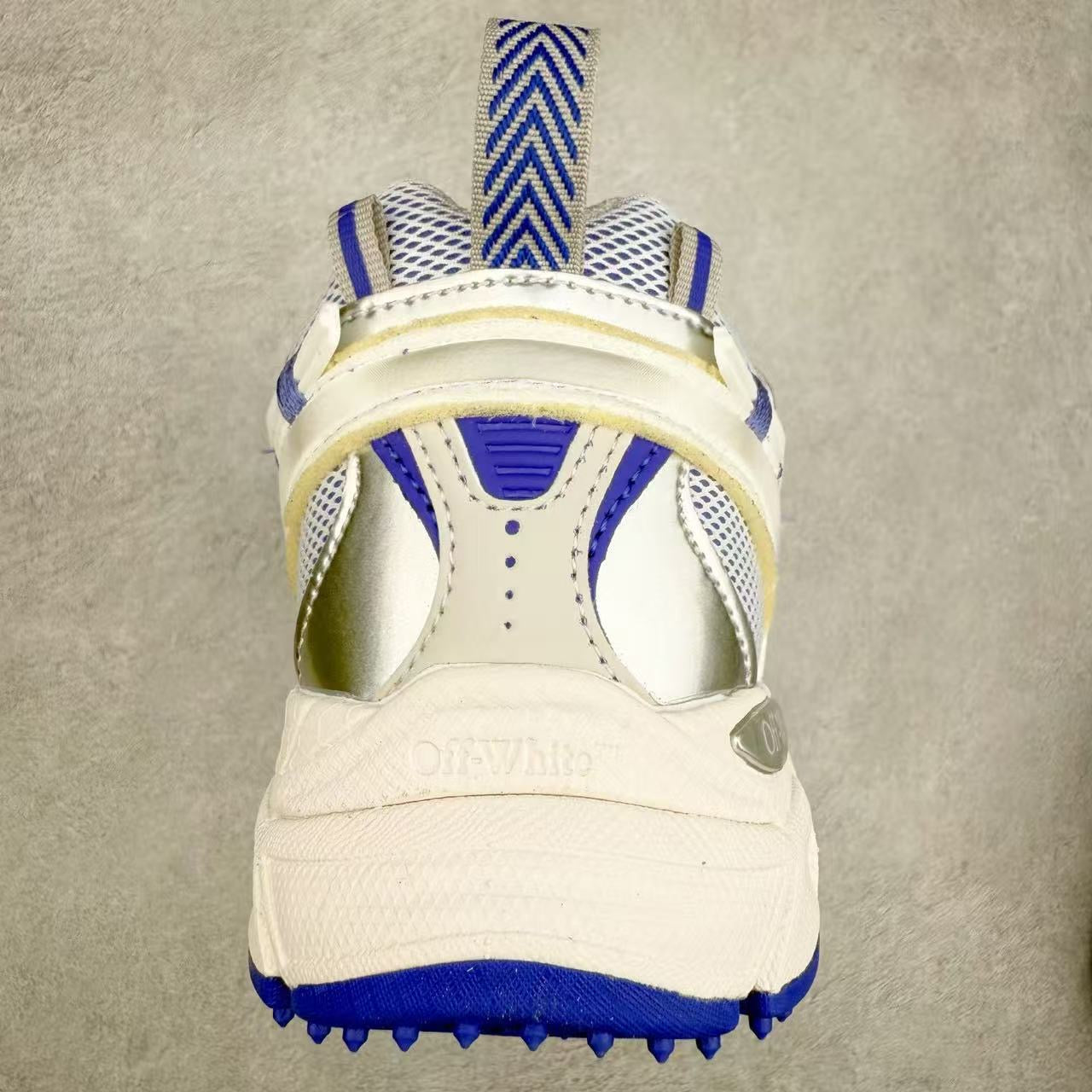 Off whites runners