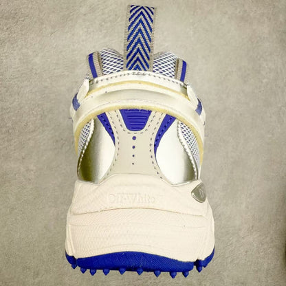 Off whites runners