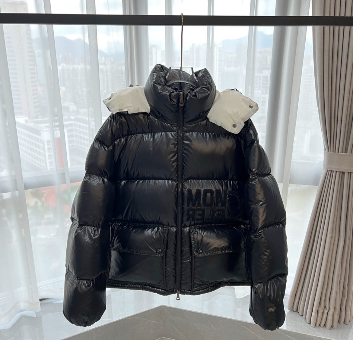 Moncler puff