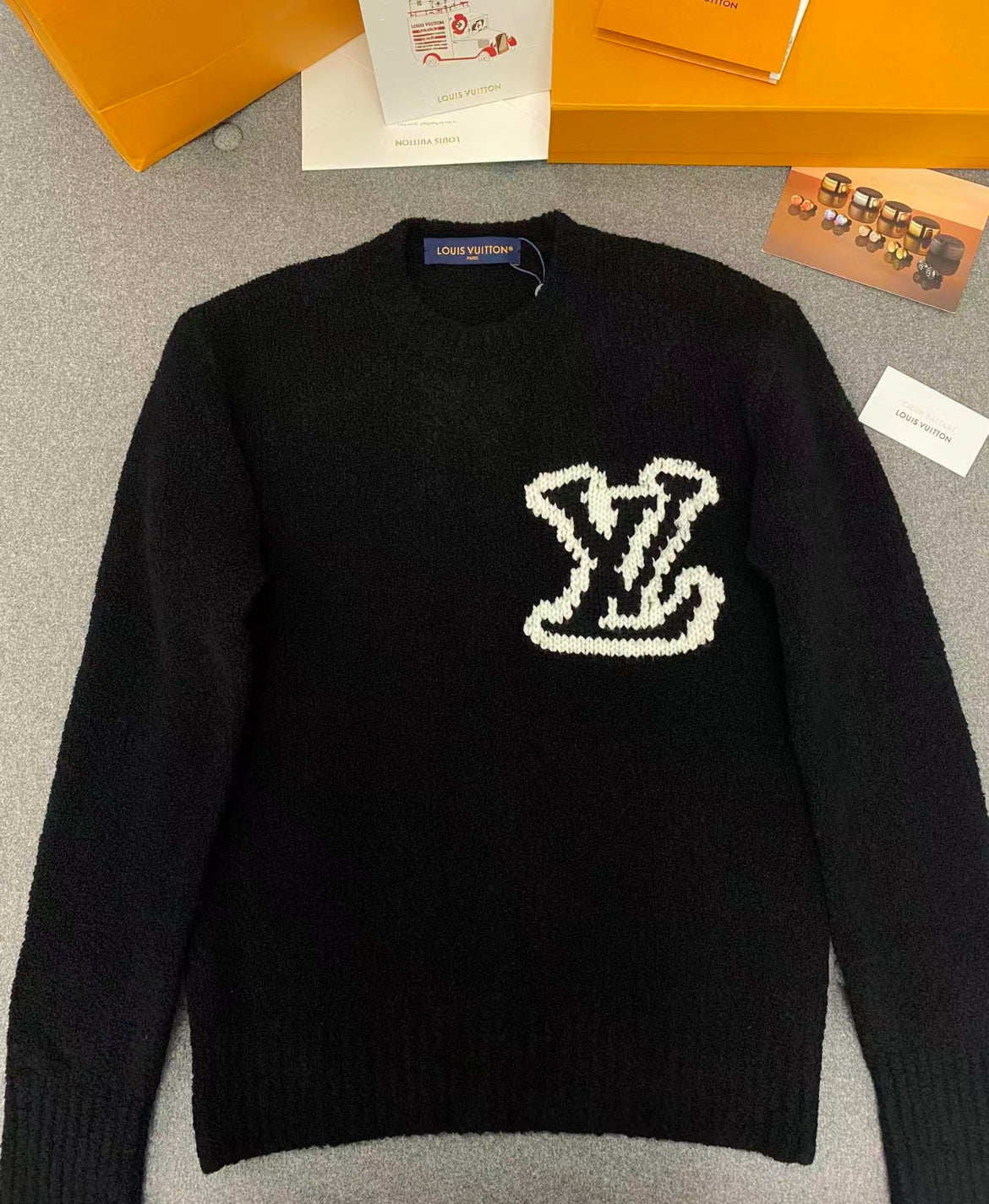 LV knitted sweater