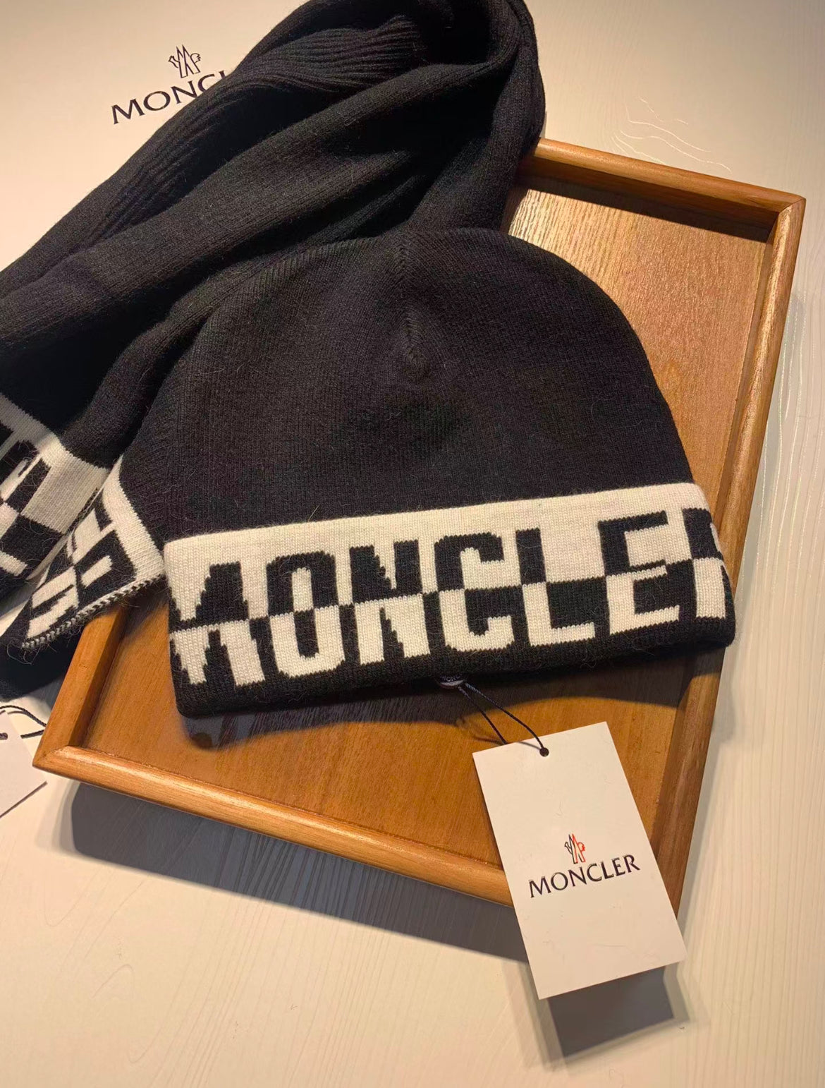 Moncler beanie